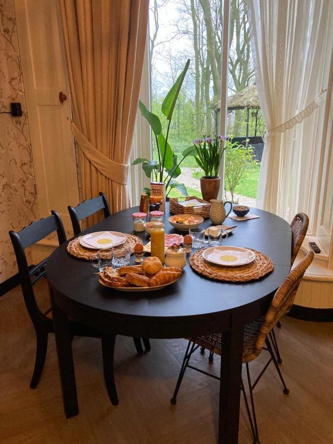 Bed and breakfast Pastorie Waaxens Extérieur photo