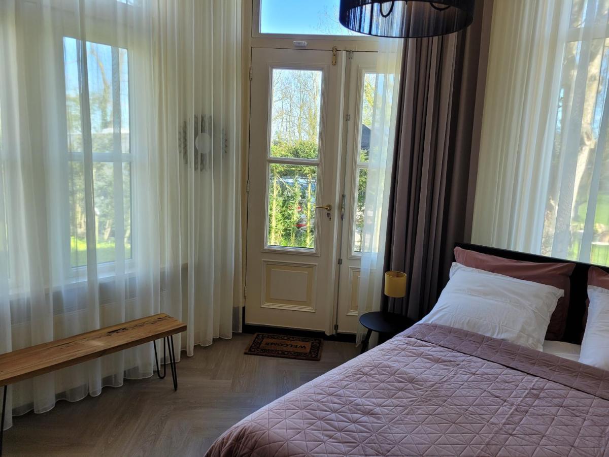 Bed and breakfast Pastorie Waaxens Extérieur photo
